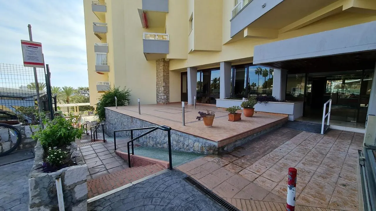 Tamarindos 30M De La Plage Apartment Benalmadena