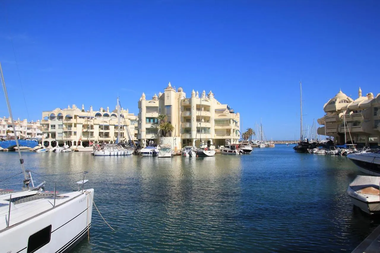 Tamarindos 30M De La Plage Apartment Benalmadena Spain