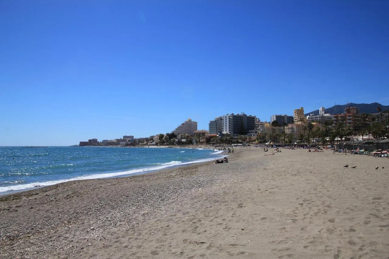 Tamarindos 30M De La Plage Apartment Benalmadena