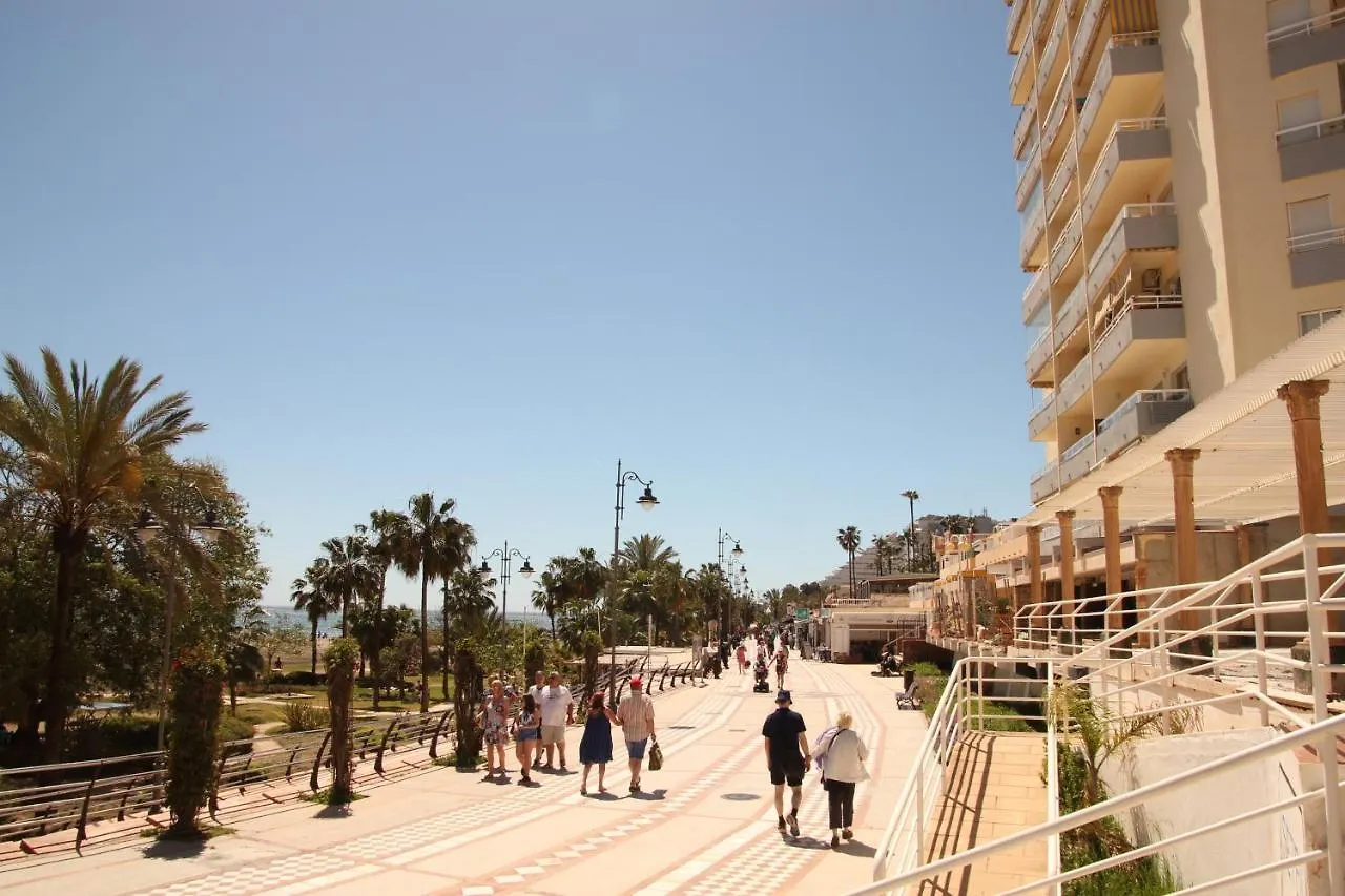 Tamarindos 30M De La Plage Apartment Benalmadena