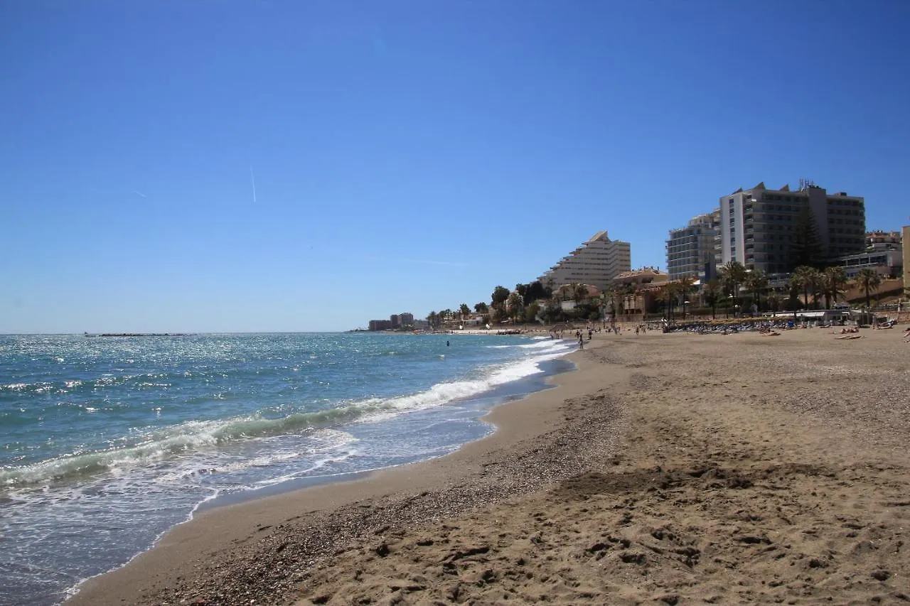 Tamarindos 30M De La Plage Apartment Benalmadena 0*,
