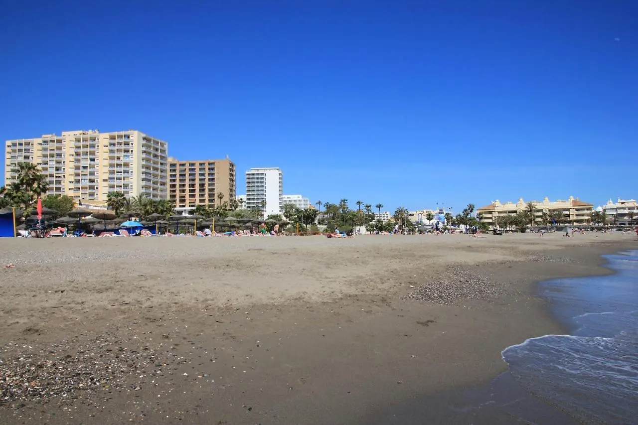 Tamarindos 30M De La Plage Apartment Benalmadena