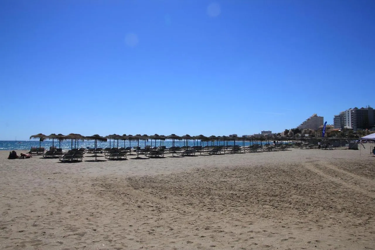Tamarindos 30M De La Plage Apartment Benalmadena Spain